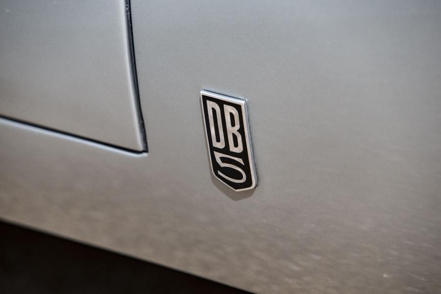 Логотип Aston Martin DB5 Bond Car 1965 года  (фото 5 из 36)